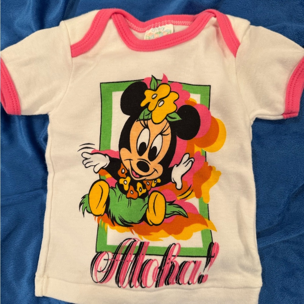 Disney Minnie Mouse Aloha Tee - White and‎ Pink